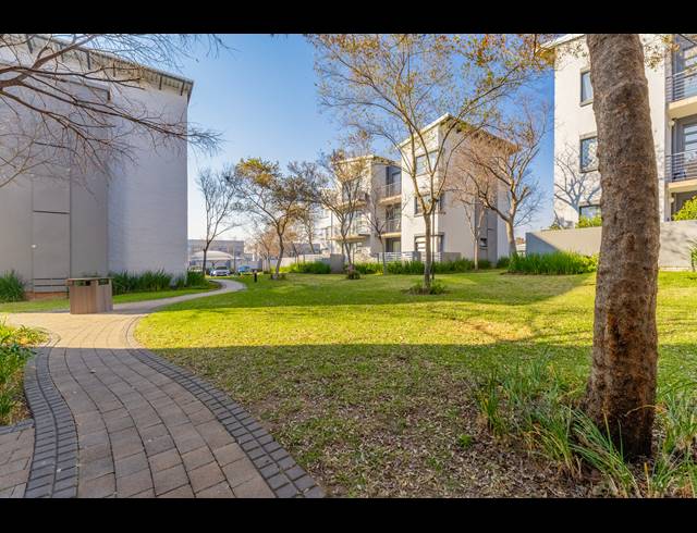 0.5 BEDROOM APARTMENT FOR SALE IN BROADACRES